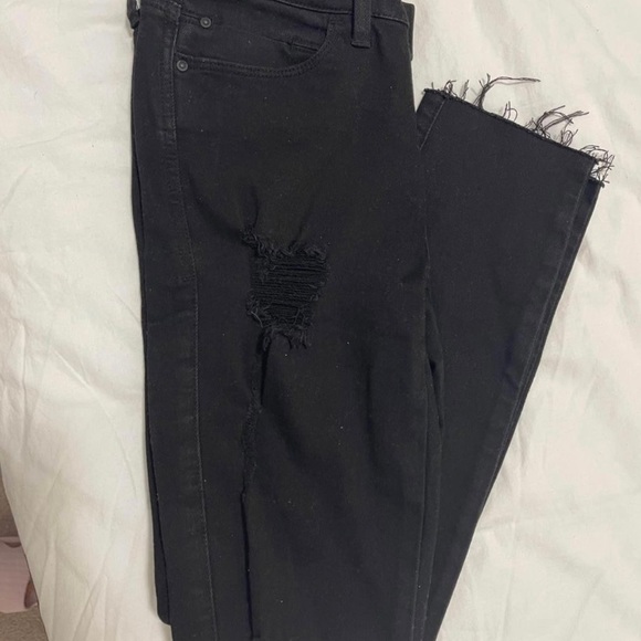 Guess Destroyed Sexy Curve Jeans - Picture 2 of 6